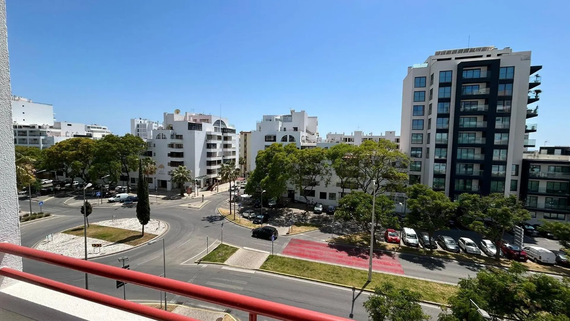 Nice Flat In Quarteira Beach Portugal